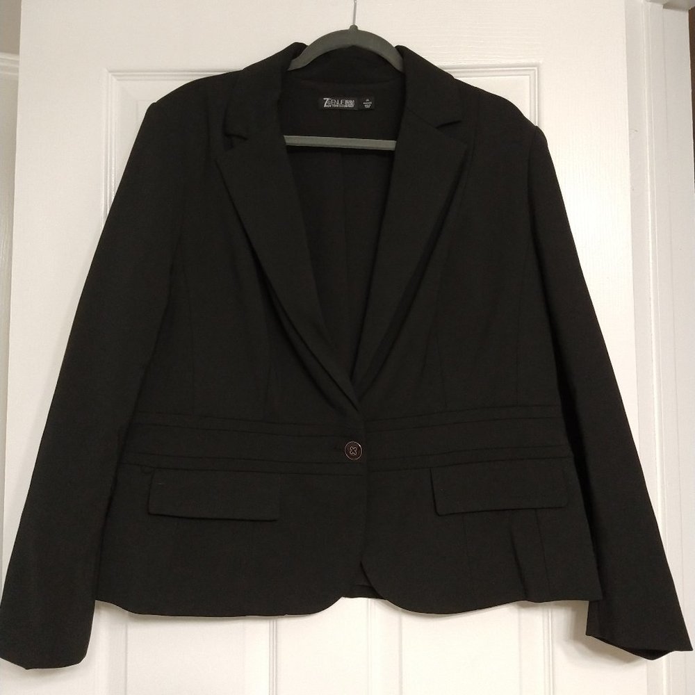 Black blazer, size 20